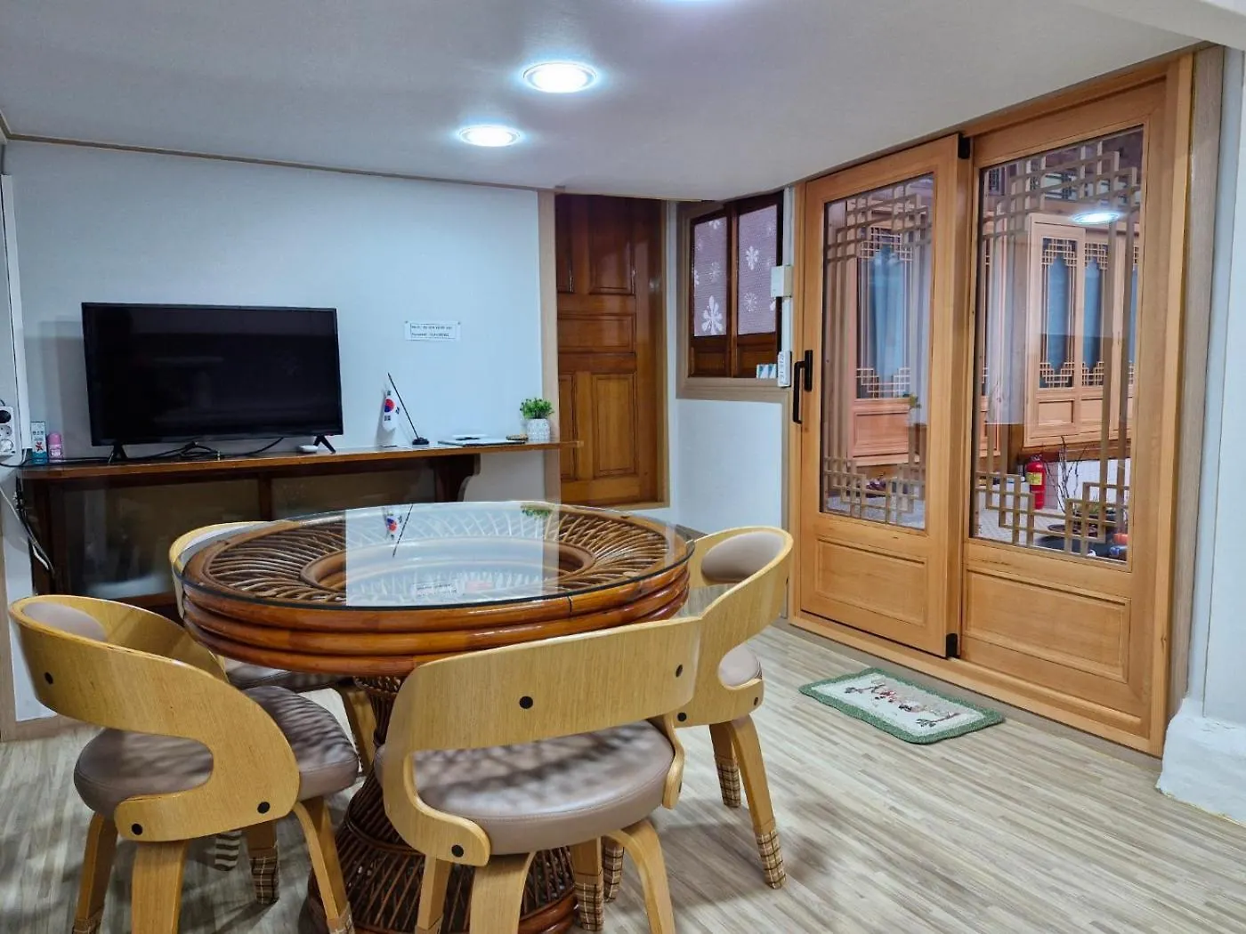 Leedo Hanok Σεούλ 0*,  Νότια Κορέα